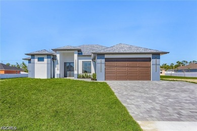 Experience modern living in this stunning 3-bedroom, 2-bath - photo 1
