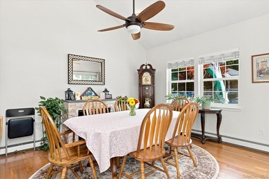 Impeccably maintained and better than new, this updated - photo 7
