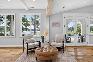 A gorgeous waterfront estate overlooking the 18th hole of the - photo 12