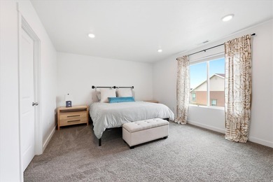 Better than New & So Clean! Move-In and Relax! This Beautiful - photo 16