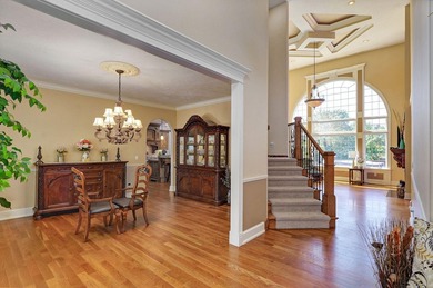 Exceptional Rivercut golf course estate with incredible views - photo 8
