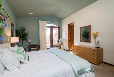 Discover the ''Inside/Outside Art Home,'' a one-of-a-kind custom - photo 29