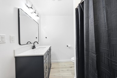 Better than New & So Clean! Move-In and Relax! This Beautiful - photo 31