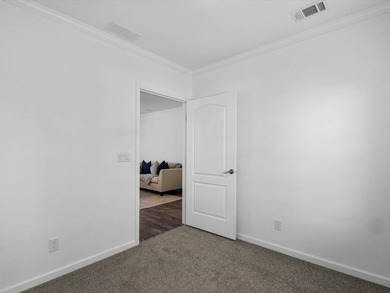 This beautiful new Skyline/Champion Home has a beautiful front - photo 34