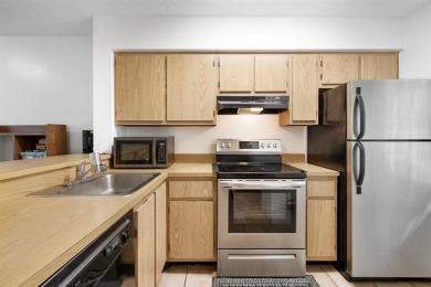 Lake Condo Under Contract in Pompano Beach, Florida