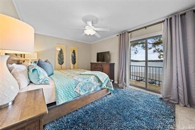 This 7 south level entry condo on Lake Hamilton allows short - photo 12