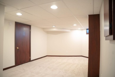 Welcome home to this beautifully refreshed, spacious condo in - photo 20