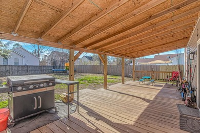 Discover this charming 4-bedroom, 2.5-bath home in the desirable - photo 21