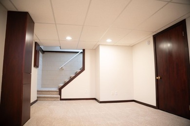 Welcome home to this beautifully refreshed, spacious condo in - photo 21