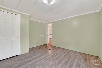 Recently appraised at $365,000 this property is priced to sell! - photo 22