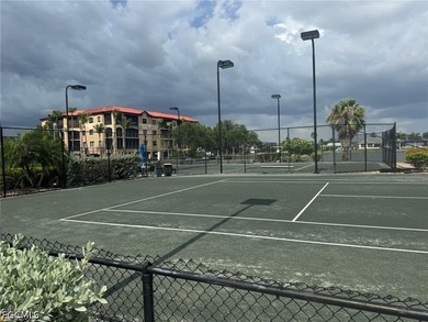TURNKEY, resort-style living, 2BR+Den condo in Punta Gorda, SW - photo 9