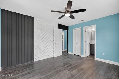 Escape the city and discover the Florida property you've been - photo 10