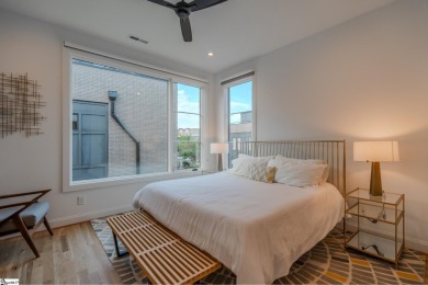 Seller offering to pay one year of HOA dues for an acceptable