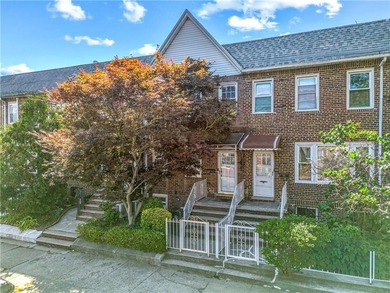 Well maintained single-family home in Dyker Height, one of - photo 33
