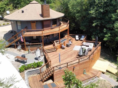 Lake Hamilton Home For Sale in Hot Springs Arkansas