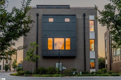 Seller offering to pay one year of HOA dues for an acceptable