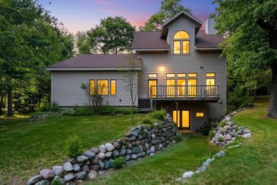 Enjoy Northwoods living on beautiful Bass Lake in Oconto County! - photo 5