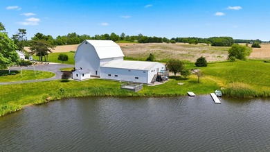 A truly one of kind property located on 14.5 ACRES with 1800 ft - photo 47