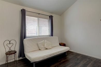Come see and feel what fine living can look like! This fine home - photo 10