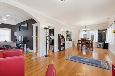 Built in 1914, this classic Craftsman presents an exceptional - photo 13