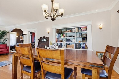 Built in 1914, this classic Craftsman presents an exceptional - photo 16