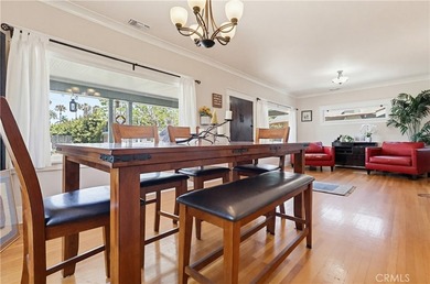 Built in 1914, this classic Craftsman presents an exceptional - photo 17