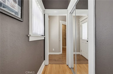 Built in 1914, this classic Craftsman presents an exceptional - photo 31