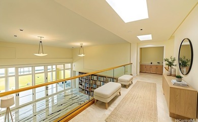 MOTIVATED SELLER! PRICE REDUCED!! Tucked behind a private gate - photo 6