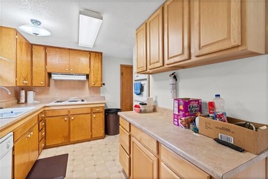 Sold brick ranch home just waiting for it's new family to make - photo 7