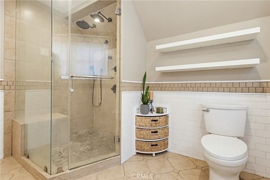 Built in 1914, this classic Craftsman presents an exceptional - photo 41