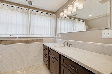 Built in 1914, this classic Craftsman presents an exceptional - photo 43