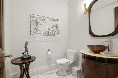 Tucked away on a private, tree-lined lane in Holladay, this - photo 56