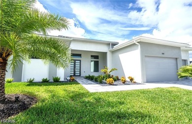 WELCOME TO THIS NEWLY BUILD LUXURY HOME BY THE WATER 3 Bed + Den - photo 2