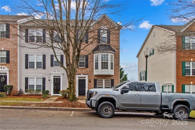 Lake Norman Townhome/Townhouse For Sale in Huntersville North Carolina