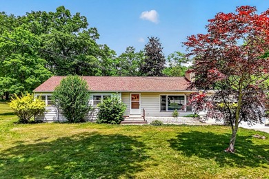 Built in 1955 and loved by the same family, this charming - photo 2