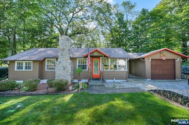 Highland Lakes Home For Sale in Vernon New Jersey