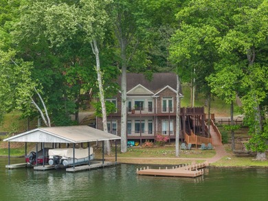 Beautiful waterfront property located in Trousdale slough - photo 1