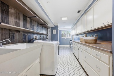 Welcome to Neptune Beach's ''Flagship House'' - a rare - photo 50