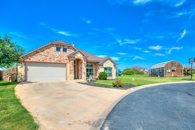 Step into this stunning 4-bedroom, 2-bathroom home with over 2 - photo 7