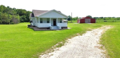 Lake Home For Sale in Groesbeck, Texas