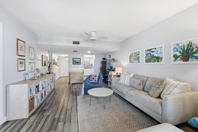 Welcome to easy Florida living in this beautifully maintained - photo 12