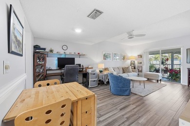 Welcome to easy Florida living in this beautifully maintained - photo 14
