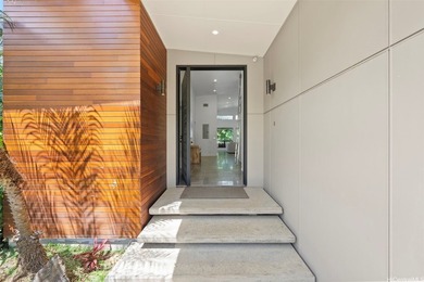 Experience the pinnacle of Windward Oahu living in this - photo 15