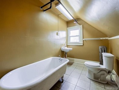 Discover a rare investment opportunity in the heart of Detroit - photo 38