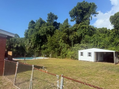 Move-in ready 1965 3 BR/1BA unfurnished 1064 sq ft brick home - photo 3