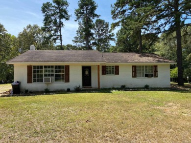 (private lake, pond, creek) Home For Sale in Hatfield Arkansas