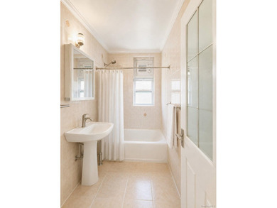 Sun-Filled 1BR Co-op in Prime Flushing! Bright East-Facing Unit - photo 11