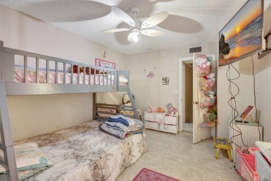 Welcome to this charming two-story townhouse nestled in the - photo 18