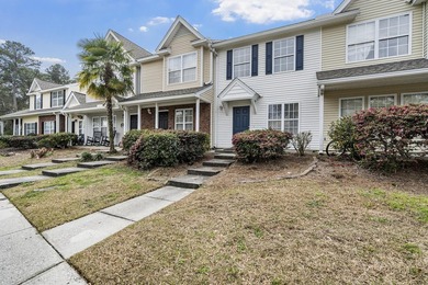 Wonderful two bedroom townhome in sought after Beresford Commons - photo 2