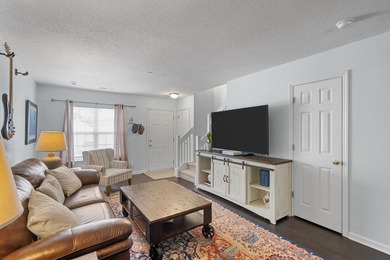 Wonderful two bedroom townhome in sought after Beresford Commons - photo 6